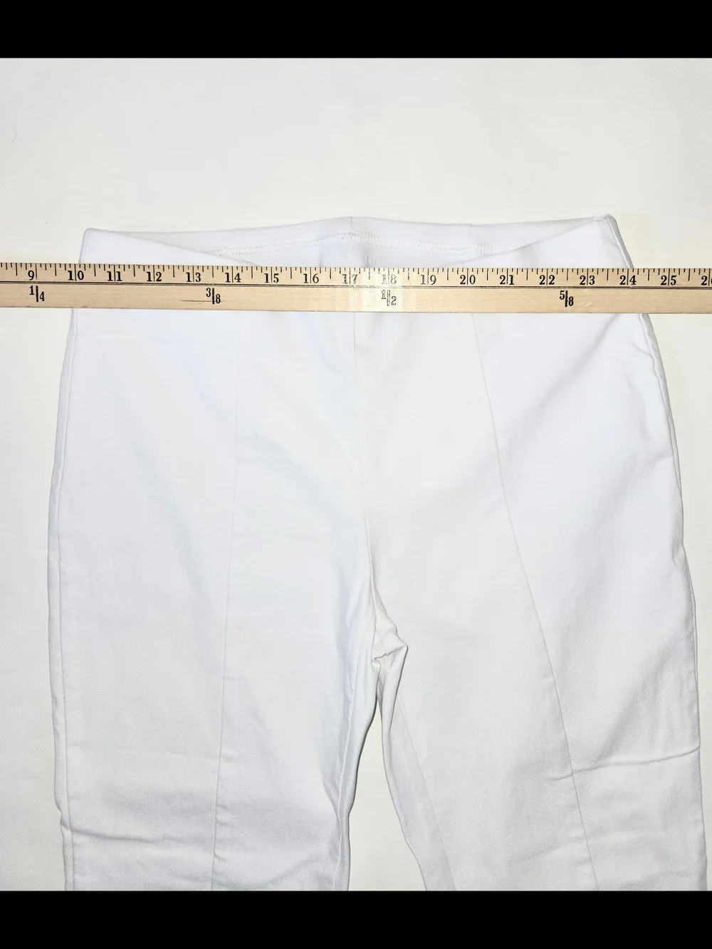 Chicos , White Tailored Stretch Crop Straight Ankle Pants Womens Size 00 Petite - Picture 2 of 9